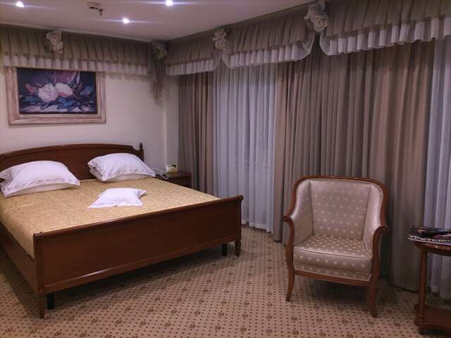 Гостиница Кристалл люкс Кемерово-30