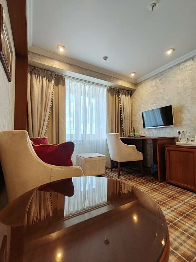 Гостиница Кристалл люкс Кемерово-168