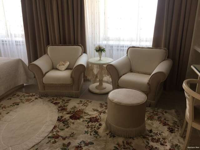 Гостиница Кристалл люкс Кемерово-211