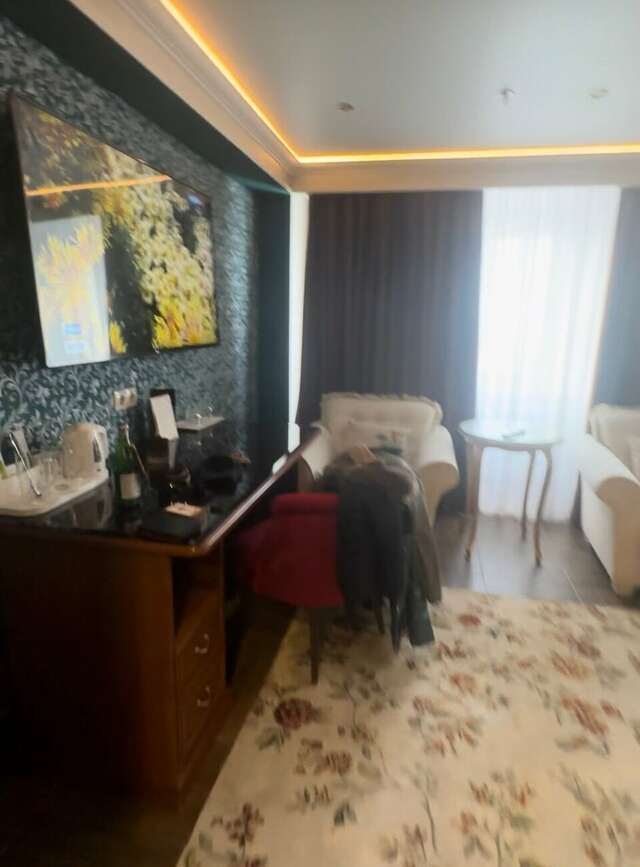 Гостиница Кристалл люкс Кемерово-205