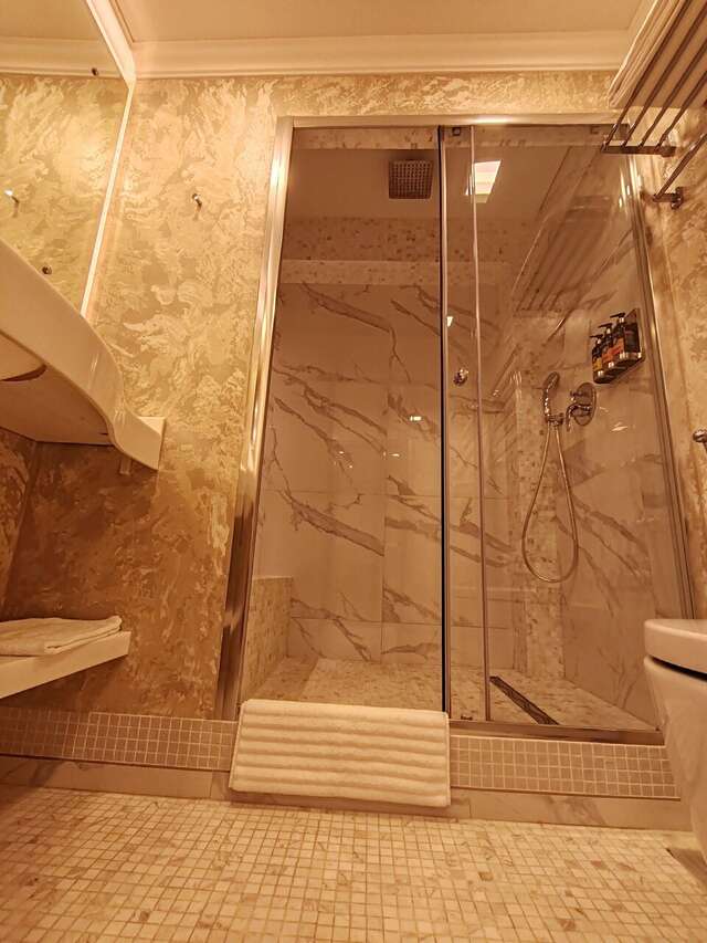 Гостиница Кристалл люкс Кемерово-179