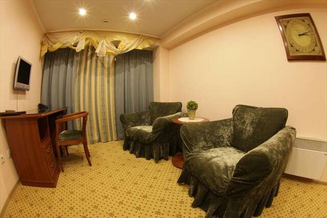 Гостиница Кристалл люкс Кемерово-19